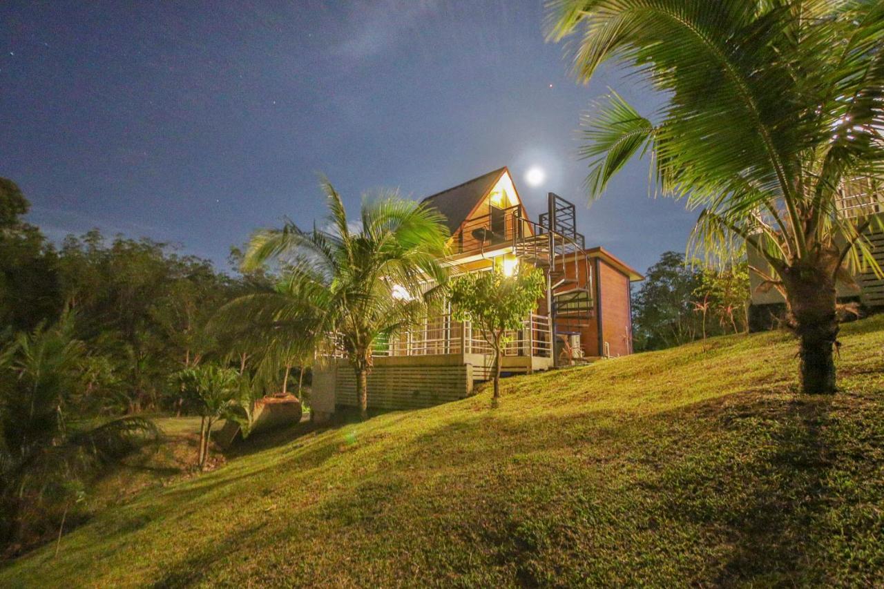 Nai Yang Beach Happy Mountain Airport Resort מראה חיצוני תמונה