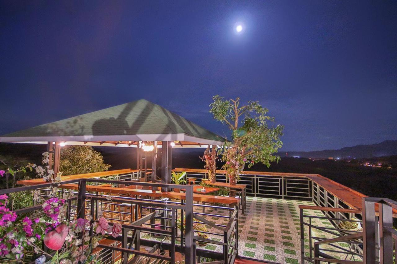 Nai Yang Beach Happy Mountain Airport Resort מראה חיצוני תמונה