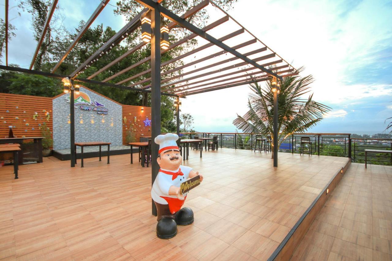 Nai Yang Beach Happy Mountain Airport Resort מראה חיצוני תמונה